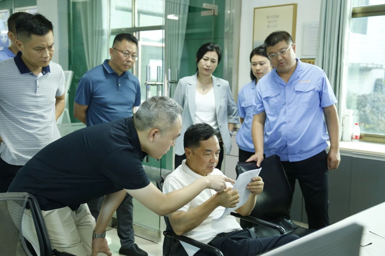 1752454703514865.jpg 1752454703514865.jpg